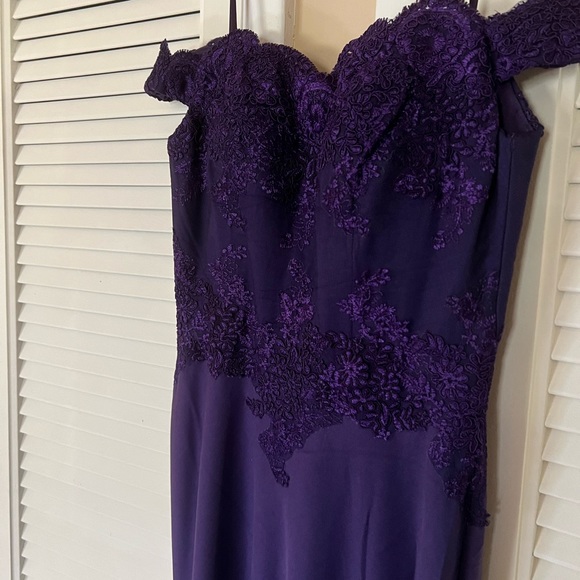 Prom/ Event Dress - Picture 3 of 5